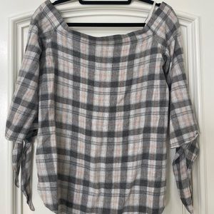Off shoulder plaid top